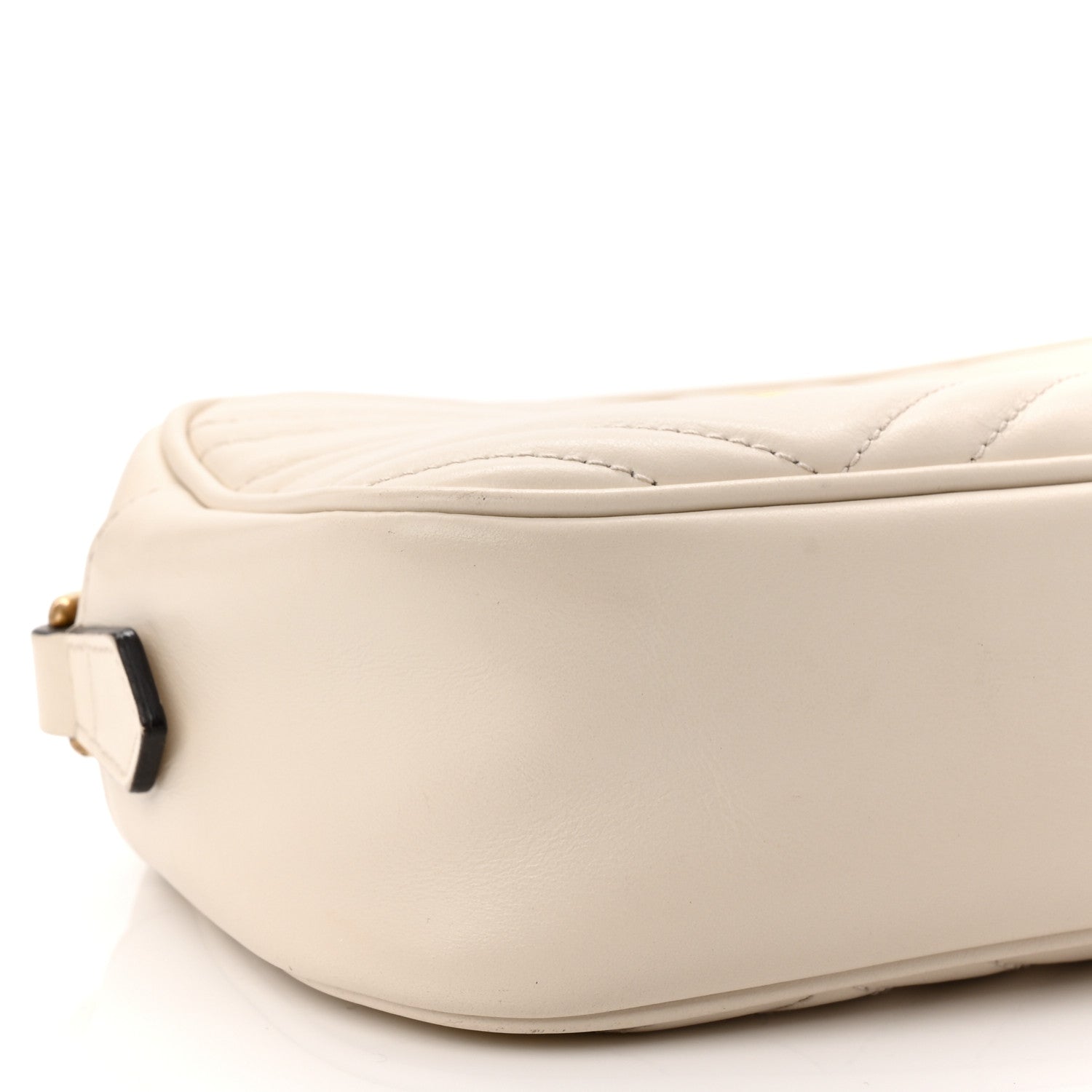 Calfskin Matelasse Small GG Marmont Chain Shoulder Bag White