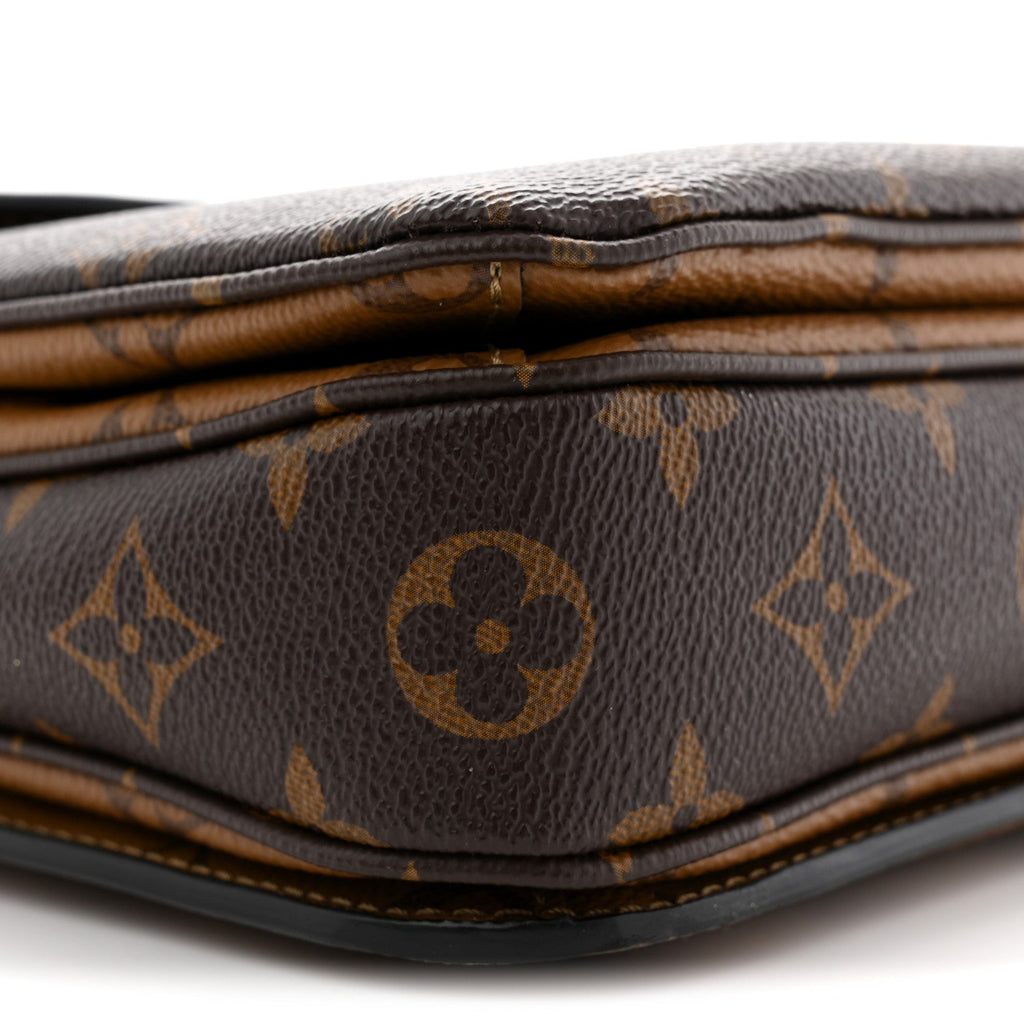 Reverse Monogram Pochette Metis