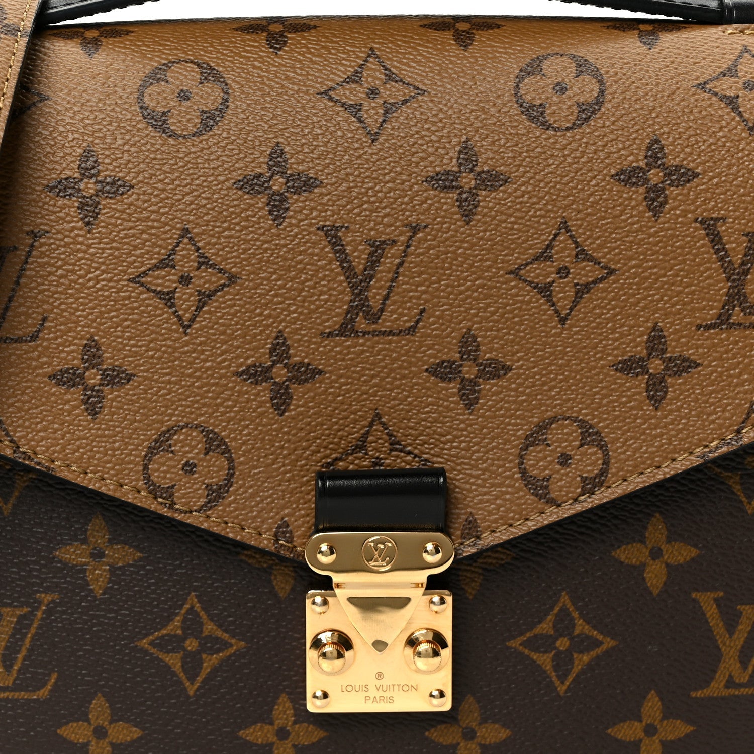 Reverse Monogram Pochette Metis