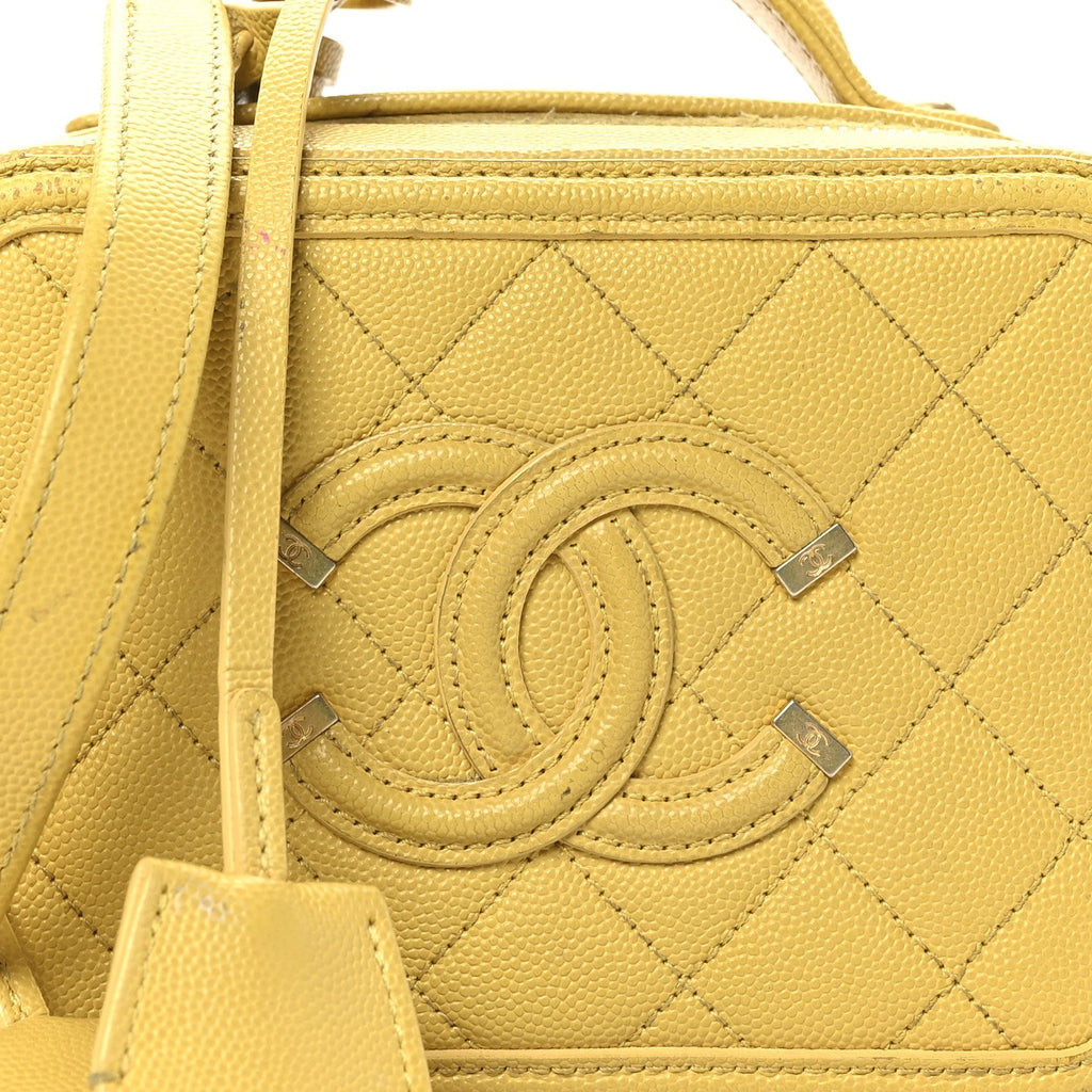 Caviar Quilted Small CC Filigree Vanity Case Yellow