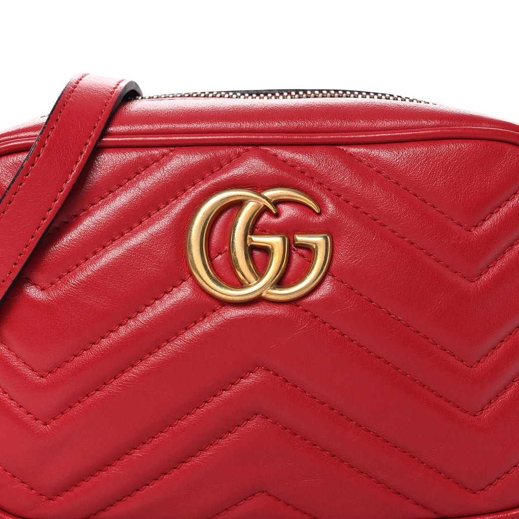 Calfskin Matelasse Mini GG Marmont Chain Shoulder Bag Hibiscus Red