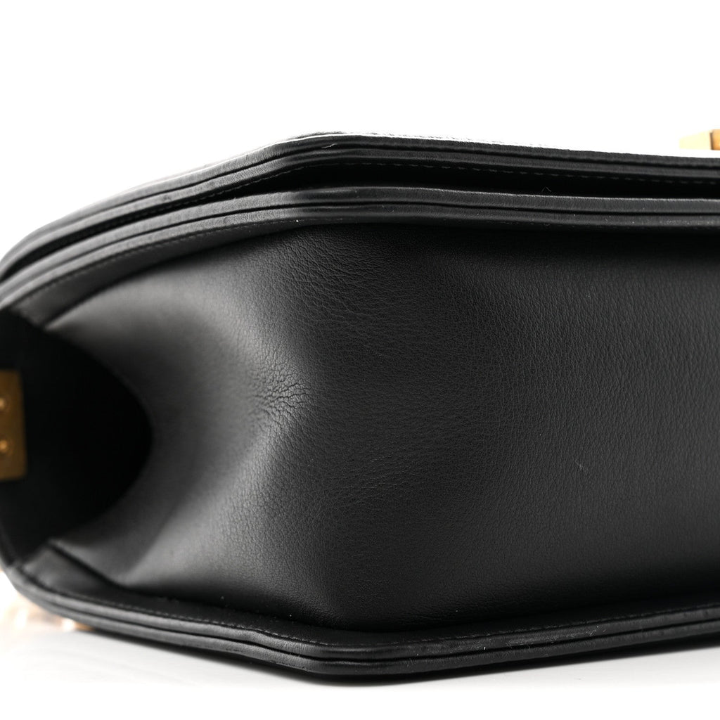 Lambskin Quilted Medium Boy Flap Black