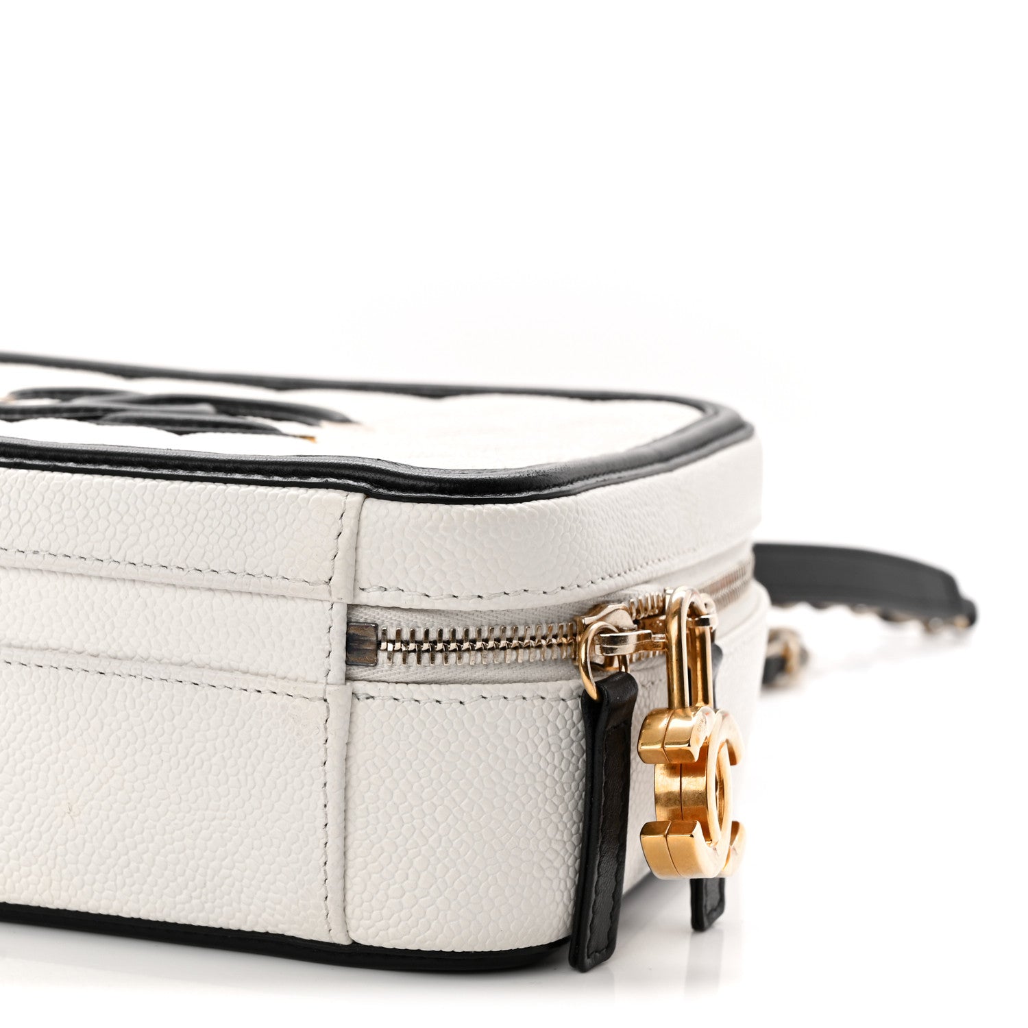 Caviar Quilted Medium CC Filigree Vanity Case White Black