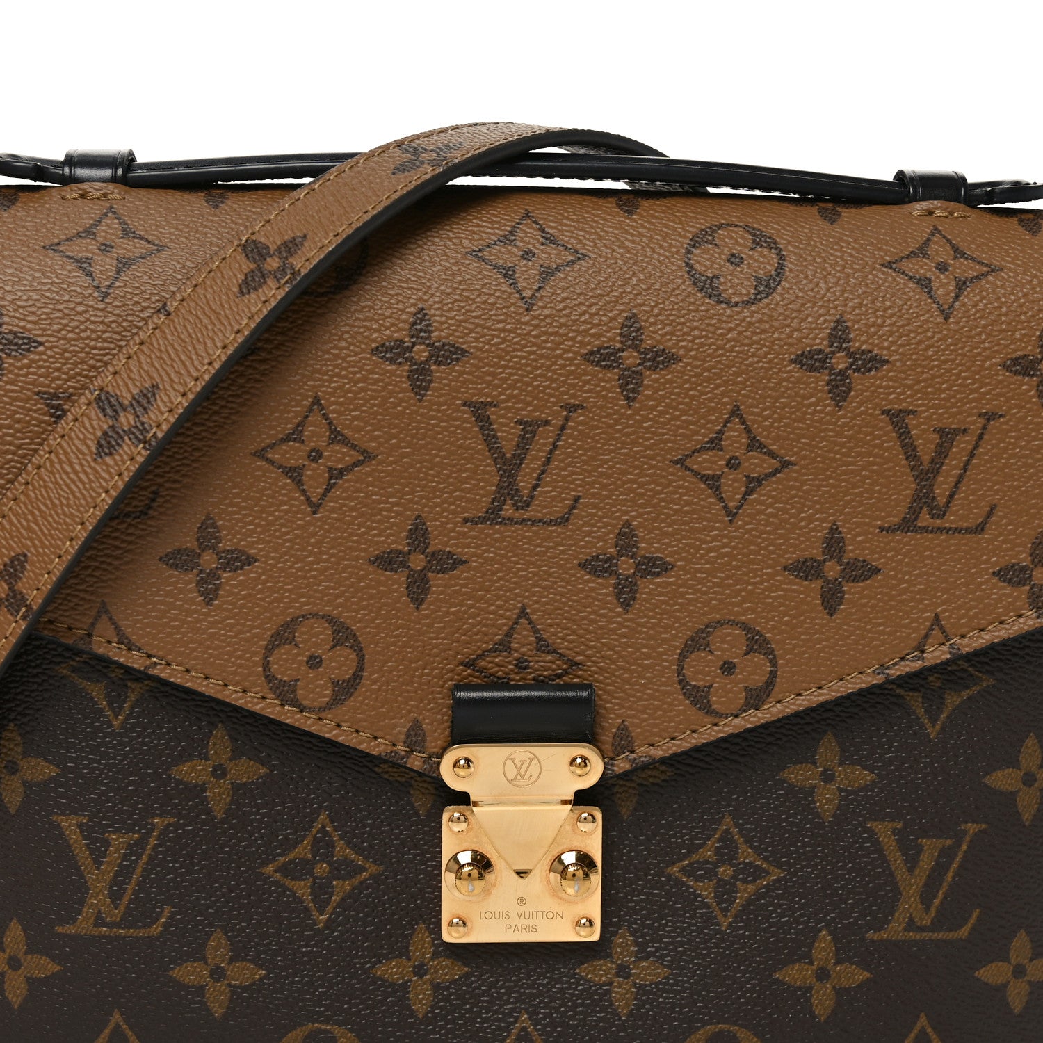 Reverse Monogram Pochette Metis