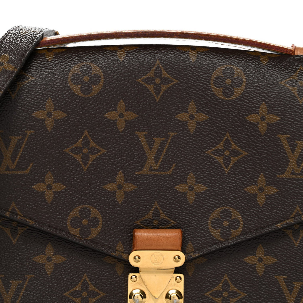 Monogram Pochette Metis