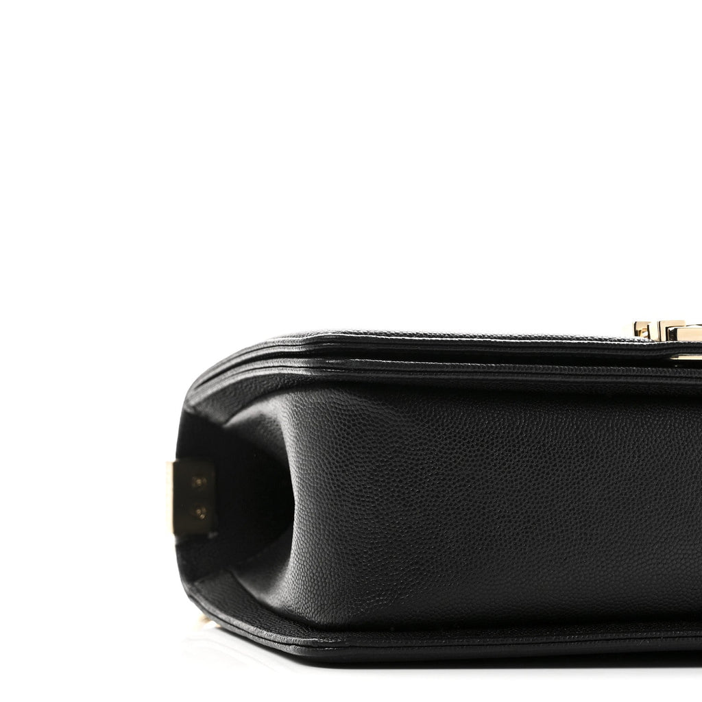 Caviar Quilted Medium Boy Flap Black