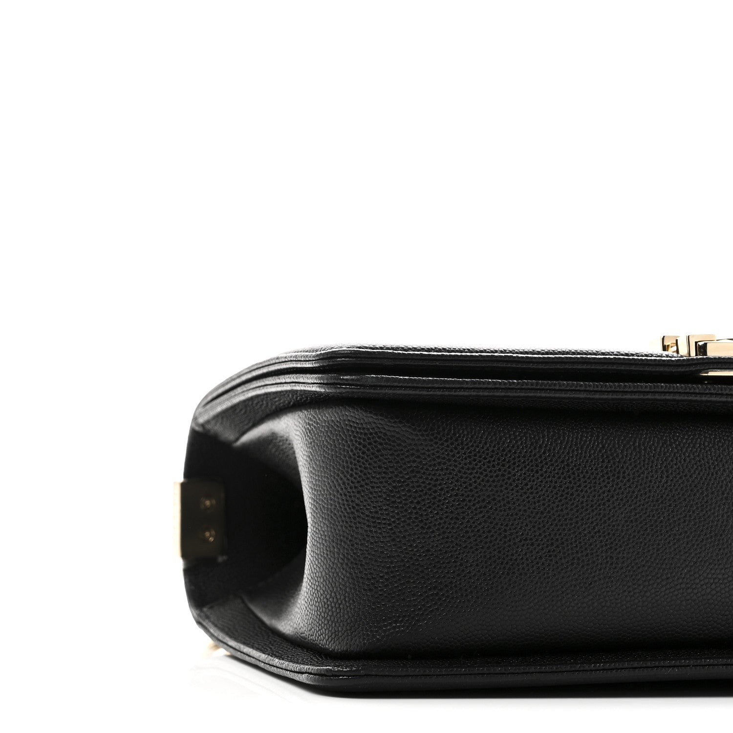 Caviar Quilted Medium Boy Flap Black