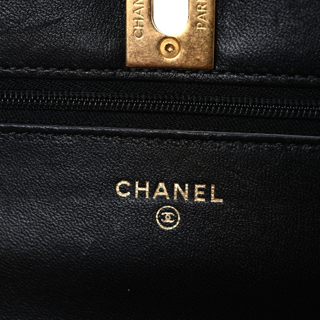 Lambskin Quilted Lion Motif Wallet On Chain WOC Black