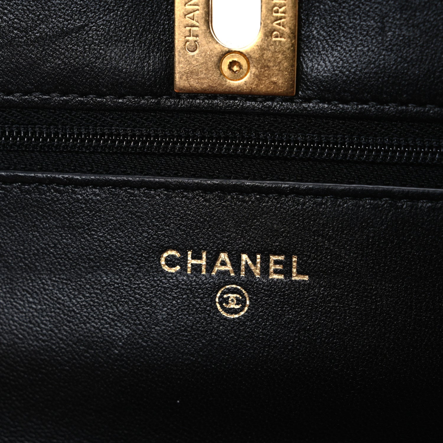 Lambskin Quilted Lion Motif Wallet On Chain WOC Black