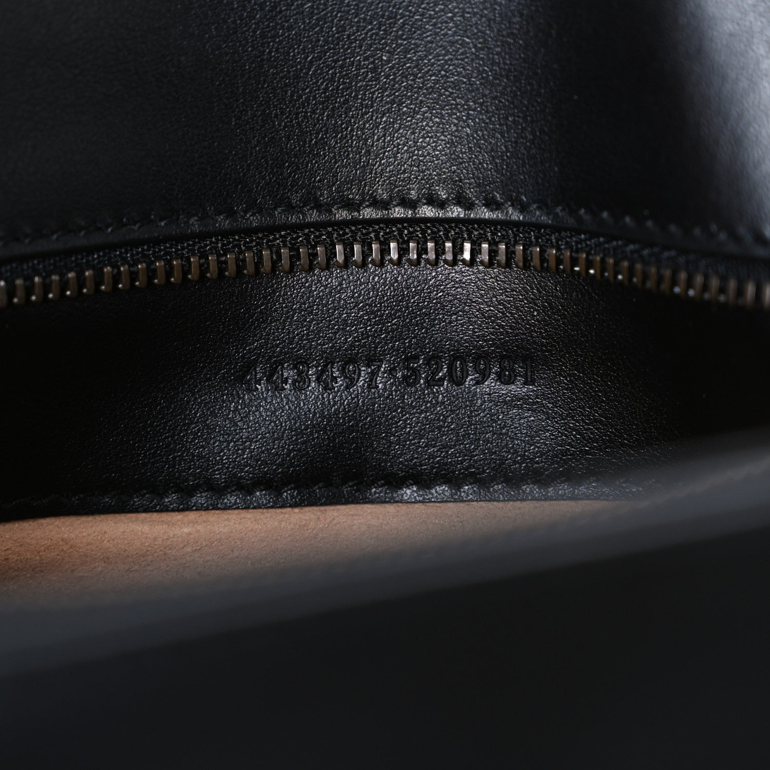 Calfskin Matelasse Small GG Marmont Shoulder Bag Black