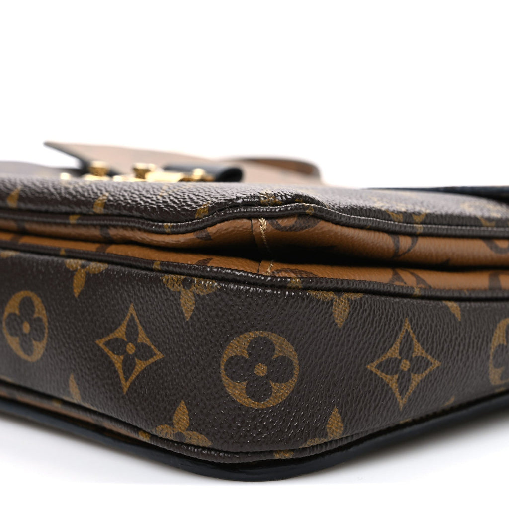 Reverse Monogram Pochette Metis