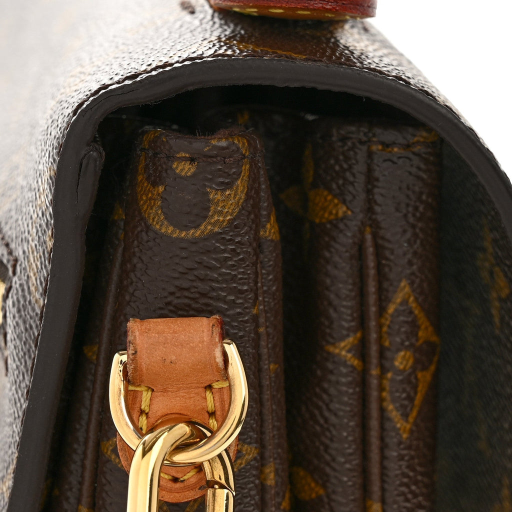 Monogram Pochette Metis