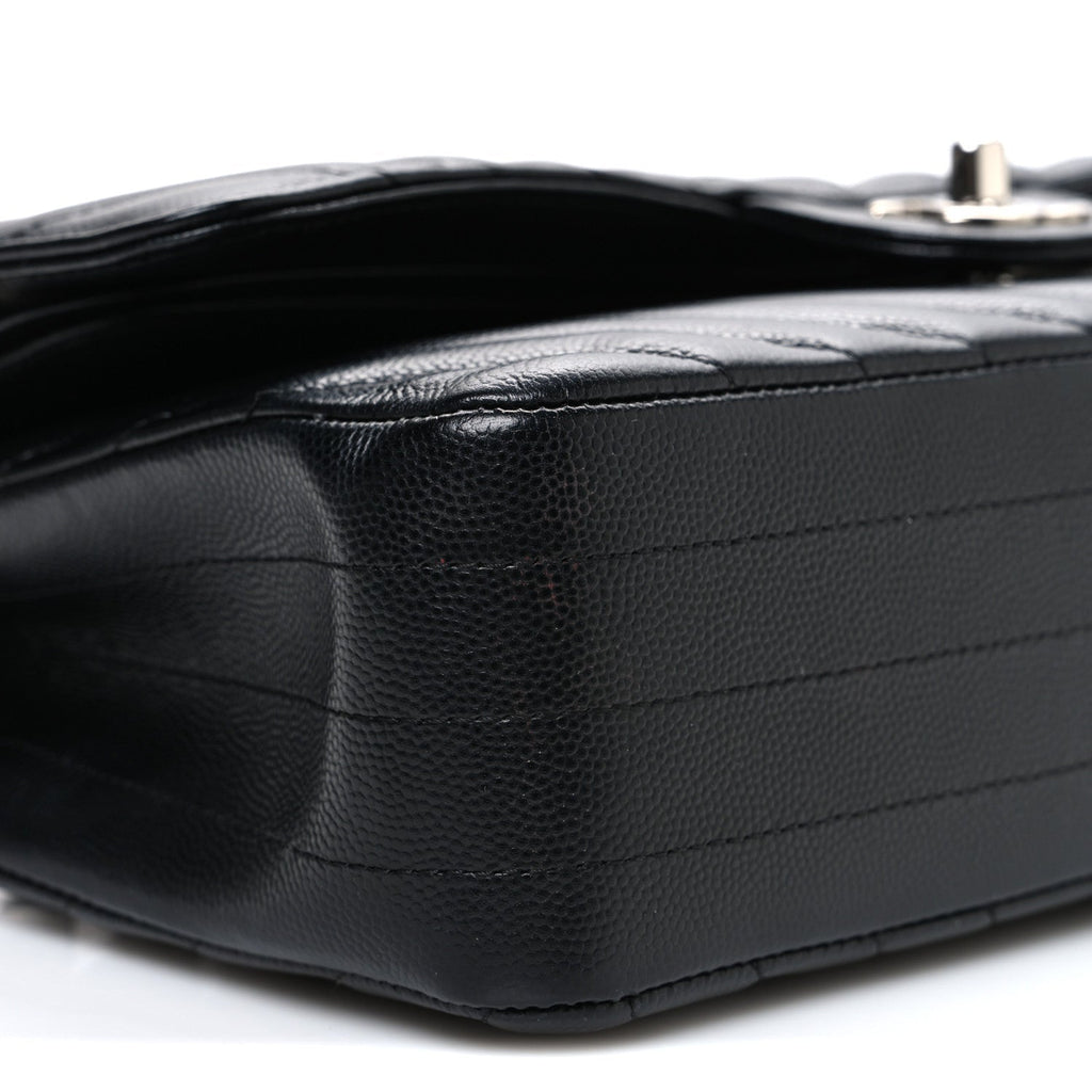 Caviar Chevron Quilted Medium Double Flap Black