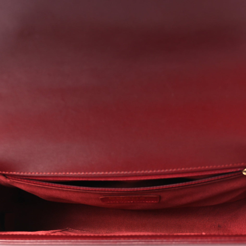 Lambskin Quilted New Medium Boy Flap Red