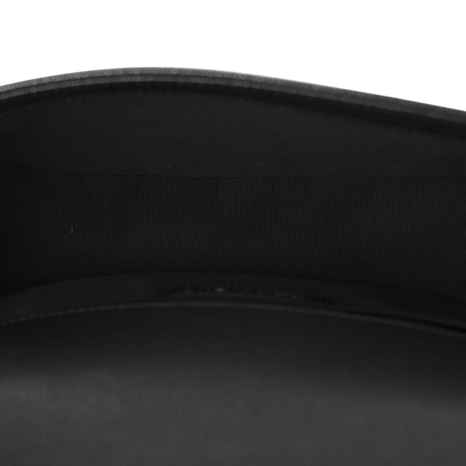 Caviar Quilted Medium Boy Flap Black