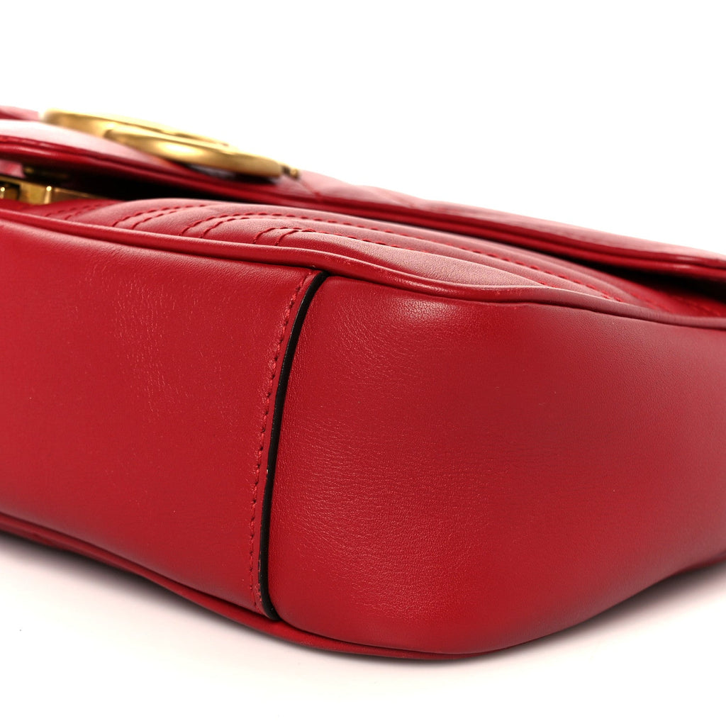 Calfskin Matelasse Small GG Marmont Shoulder Bag Hibiscus Red