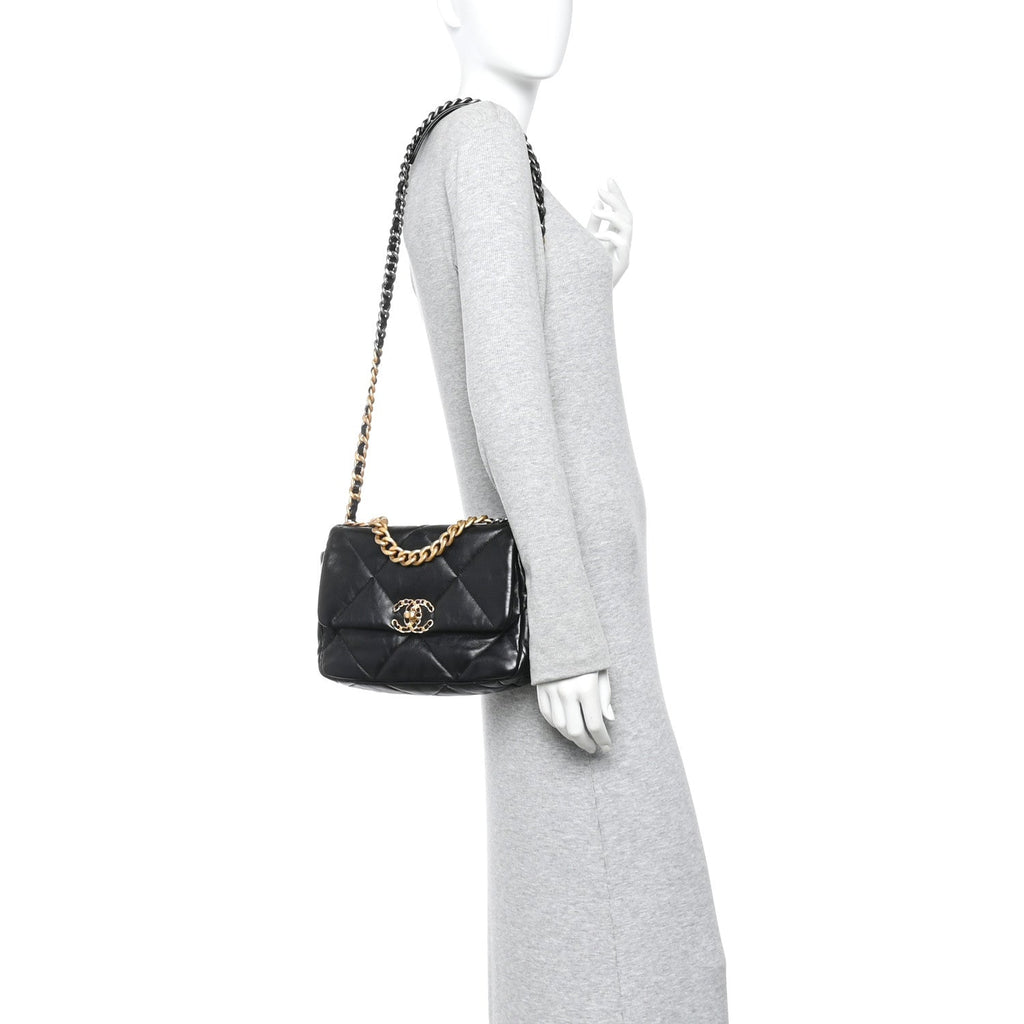 Lambskin Quilted Medium Chanel 19 Flap Black