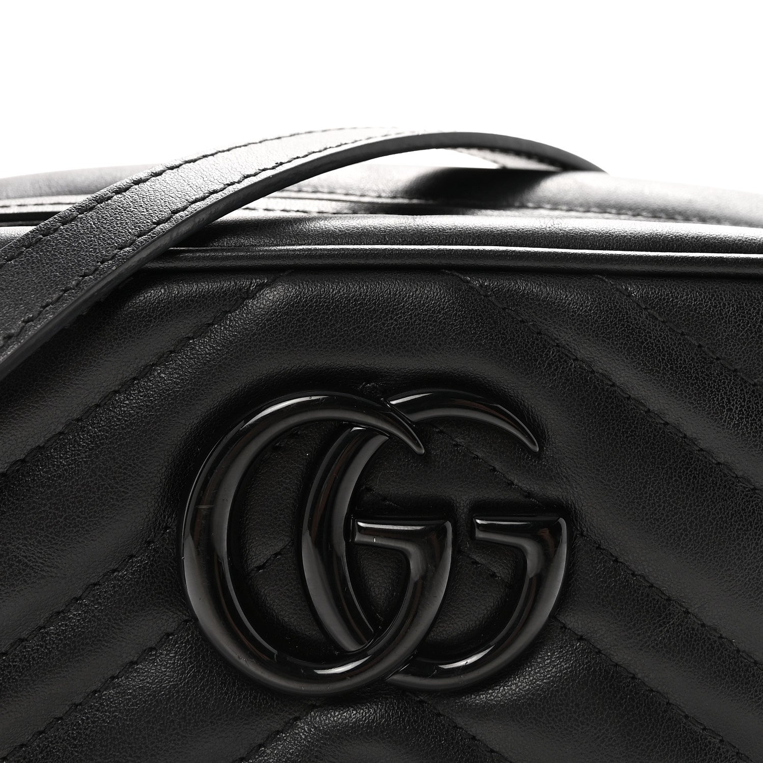 Calfskin Matelasse Monochrome Small GG Marmont Chain Shoulder Bag Black
