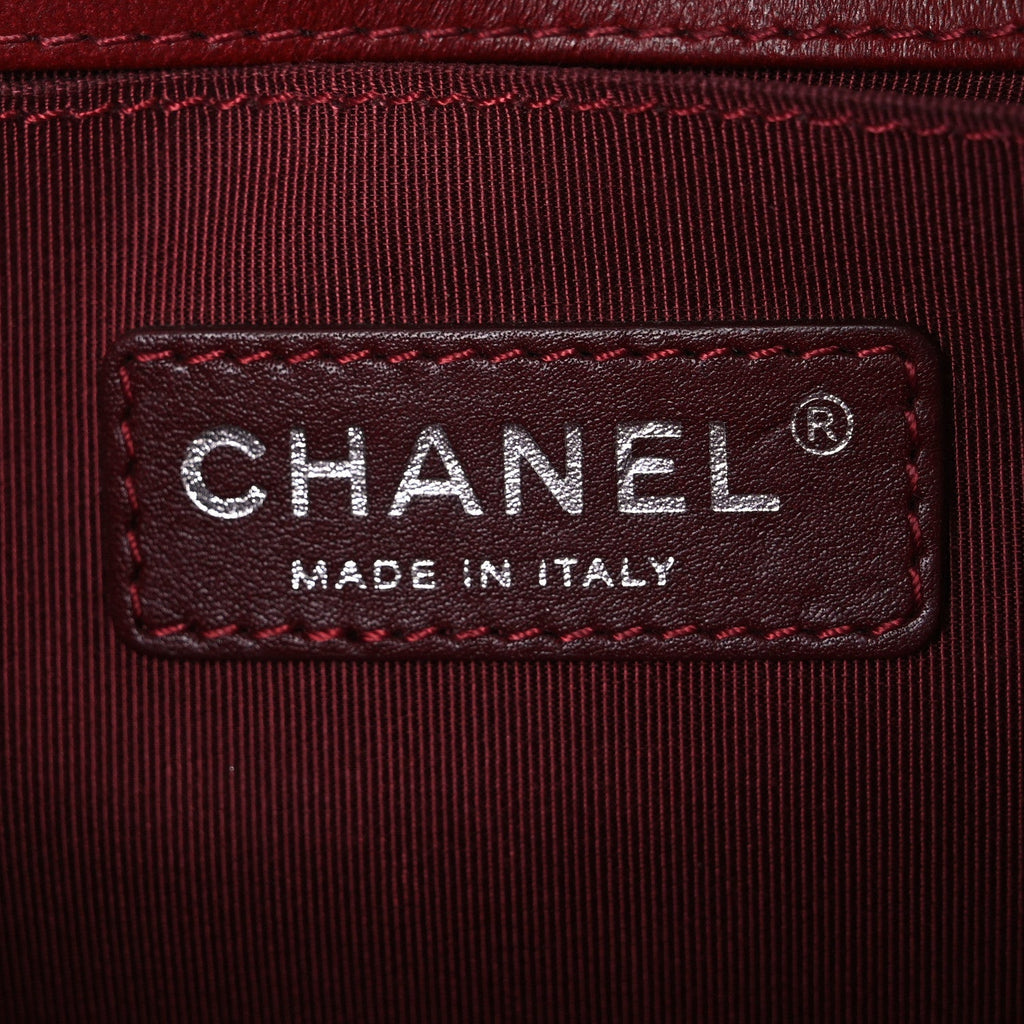 Lambskin Quilted Medium Boy Flap Red