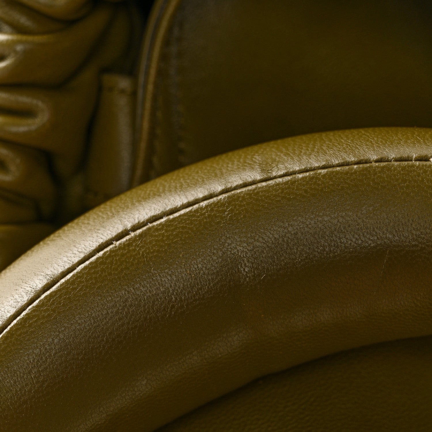 Mellow Nappa Small Squeeze Bag Olive