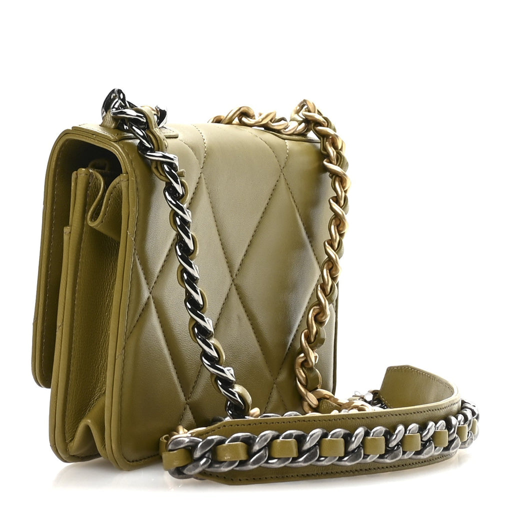 Lambskin Quilted Chanel 19 Wallet On Chain WOC Green