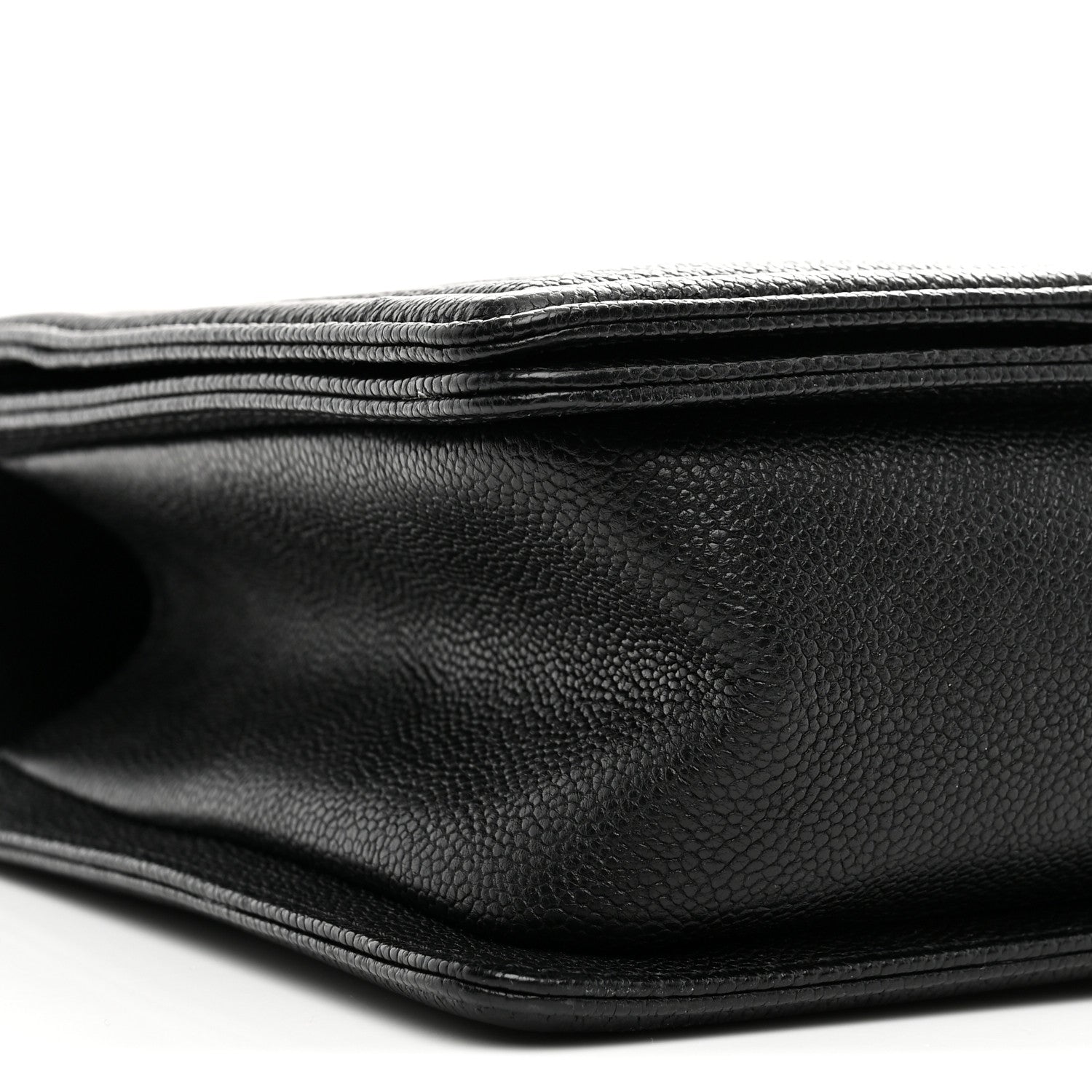 Caviar Quilted New Medium Boy Flap Black