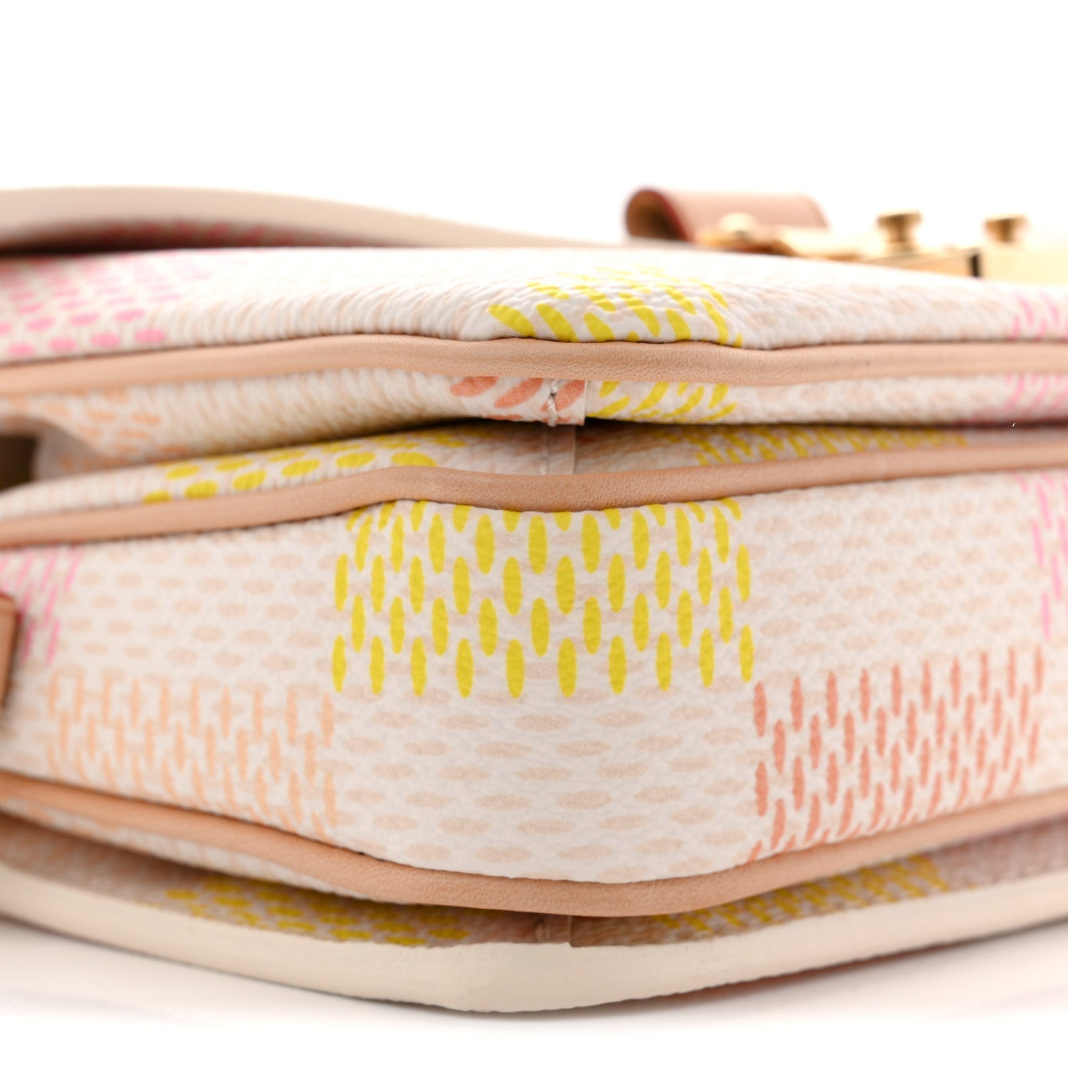 Damier Giant Pochette Metis East West Peach