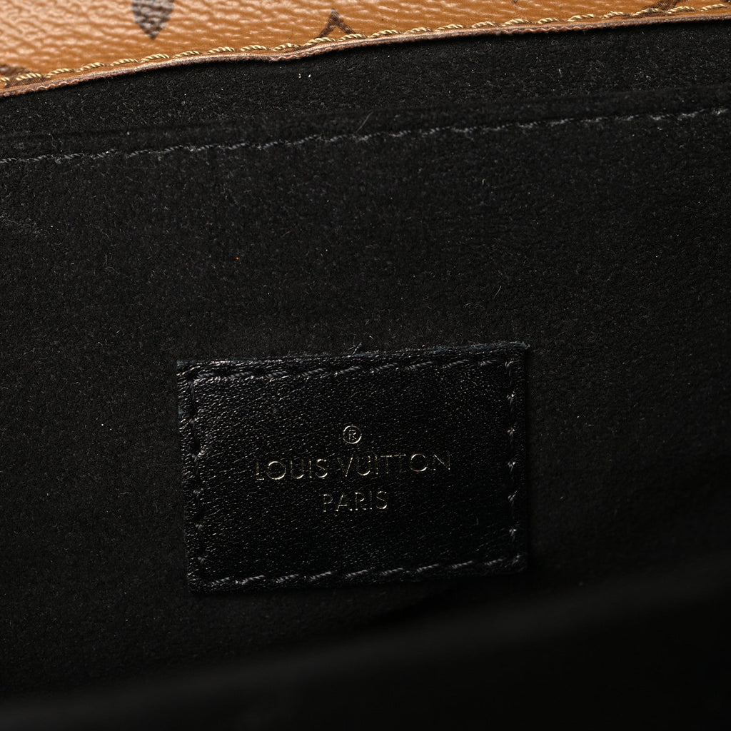 Reverse Monogram Pochette Metis