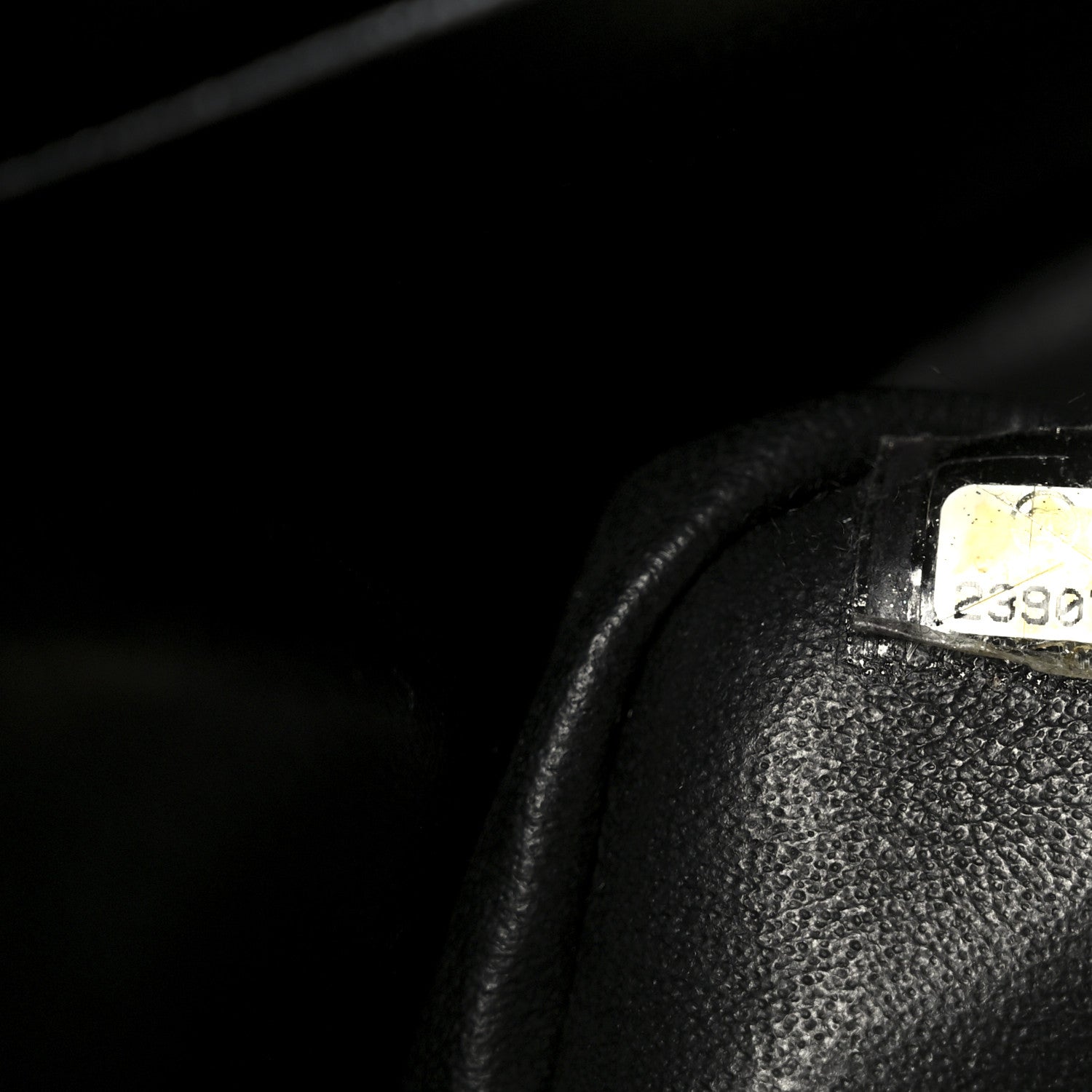 Aged Calfskin Quilted 2.55 Reissue 226 Flap Beige Black