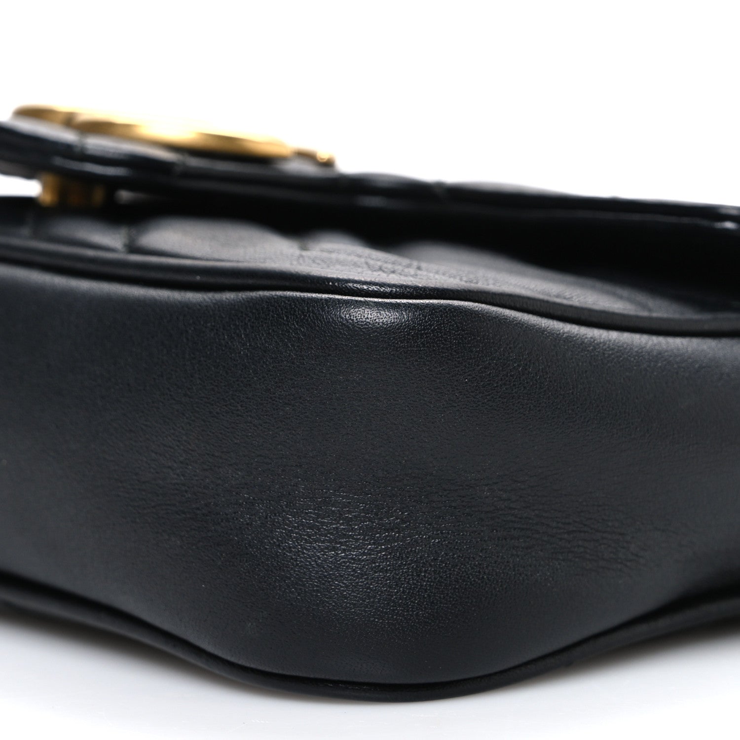 Calfskin Matelasse Super Mini GG Marmont Shoulder Bag Black