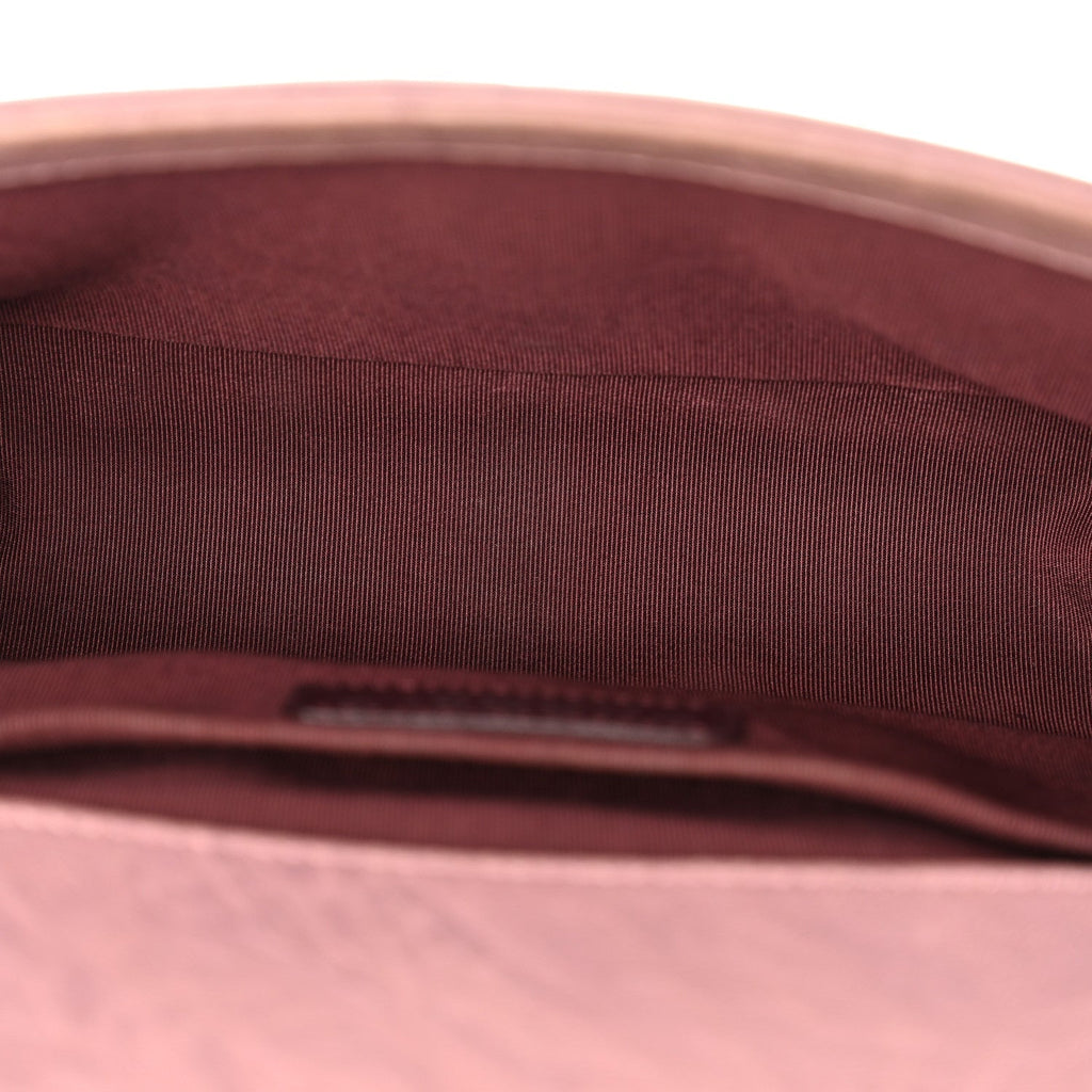 Crumpled Lambskin Medium Studded Boy Flap Pink