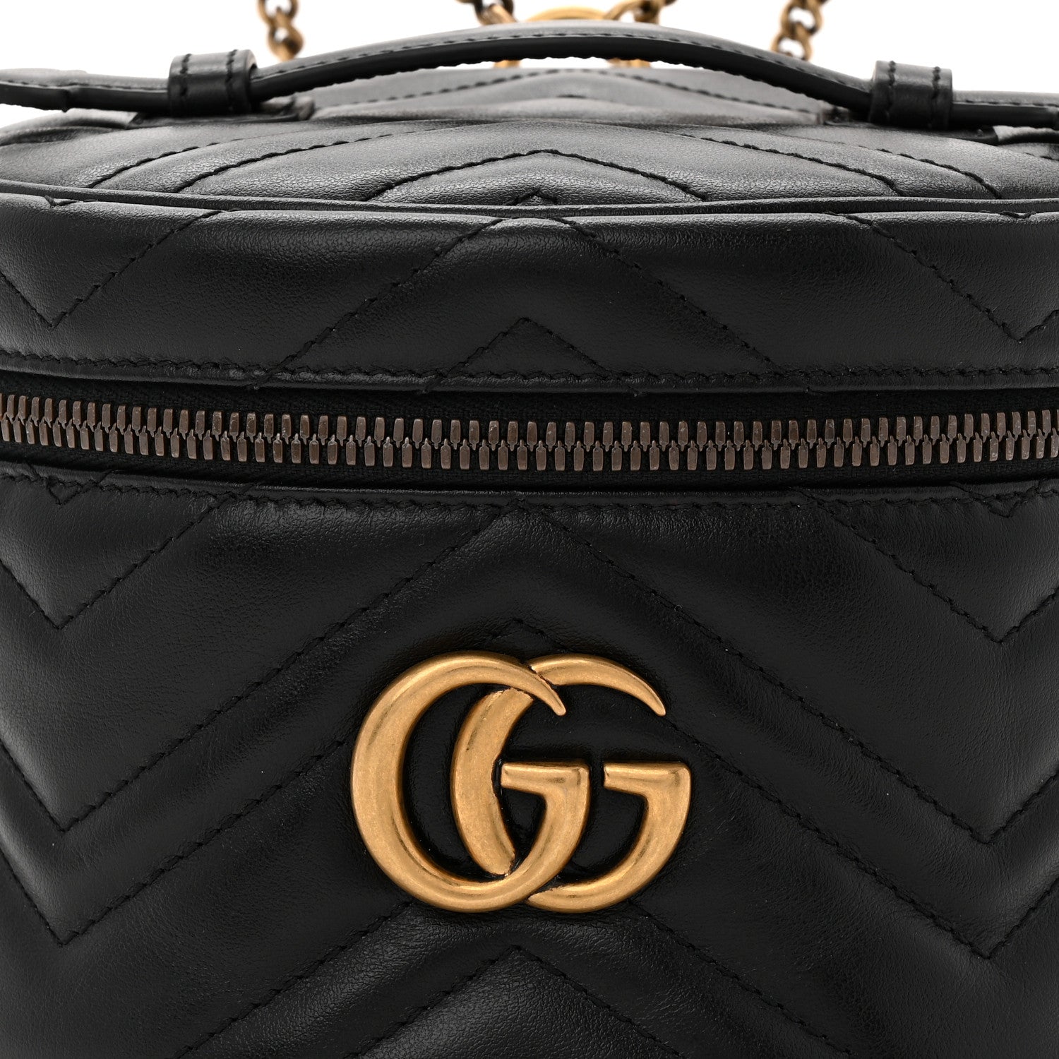 Calfskin Matelasse Chevron Mini GG Marmont Top Handle Bag Black