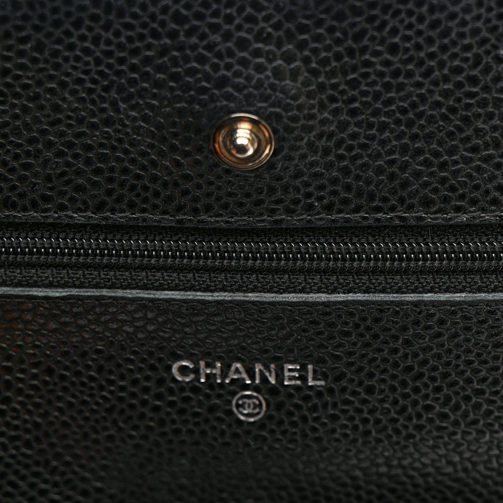 Caviar Quilted Wallet on Chain WOC Black