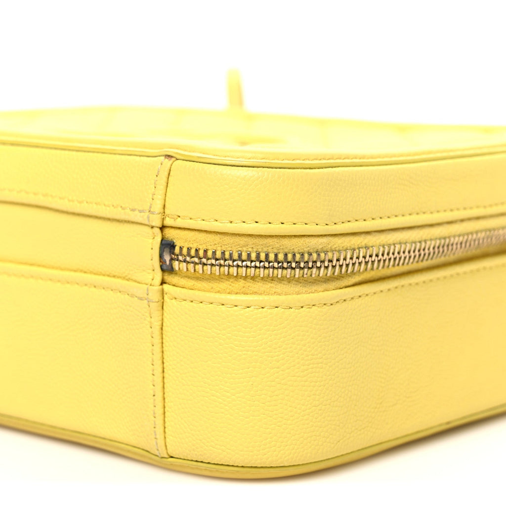 Caviar Quilted Medium CC Filigree Vanity Case Yellow