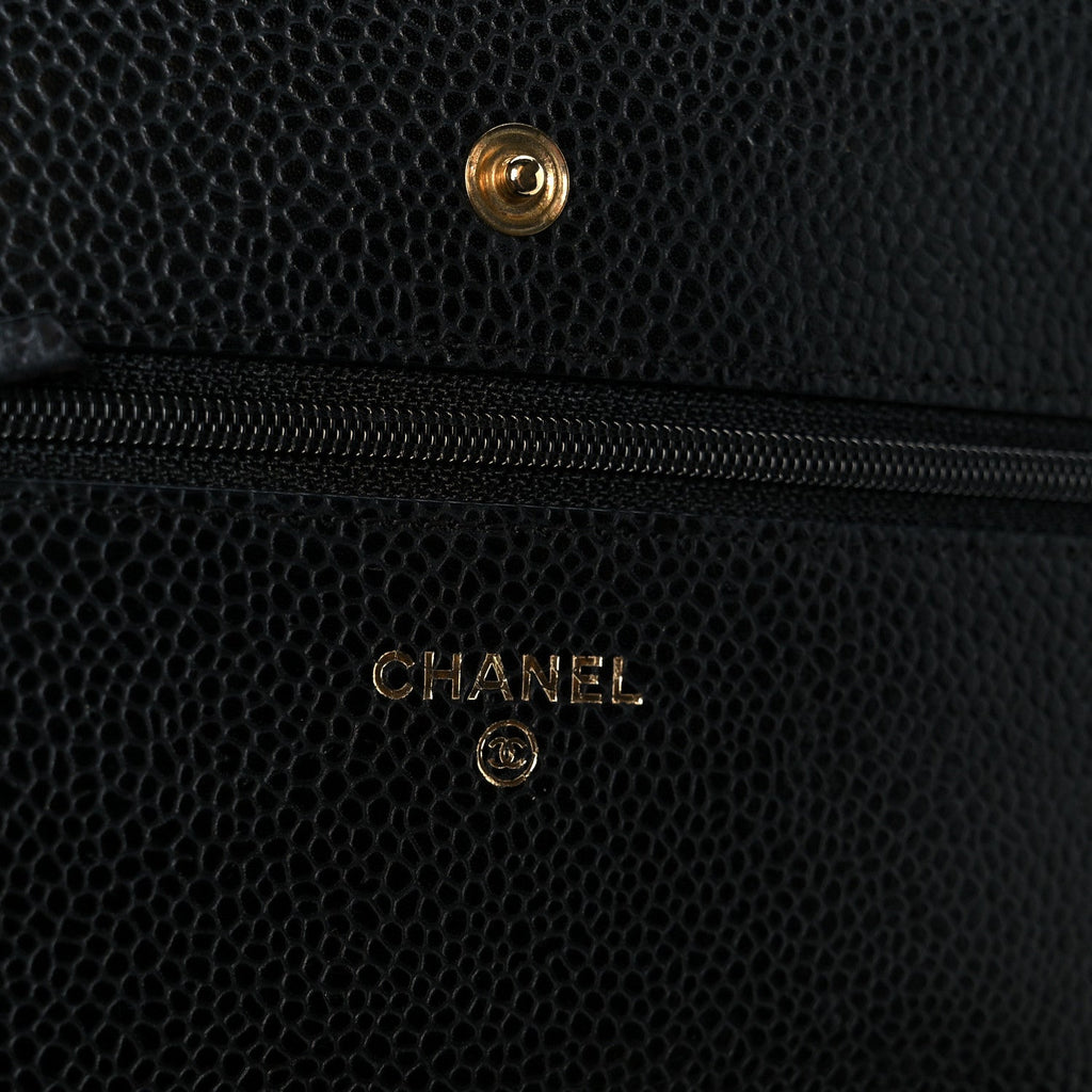 Caviar Quilted Wallet on Chain WOC Black