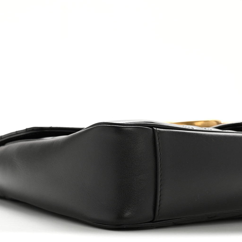 Calfskin Matelasse Medium GG Marmont Shoulder Bag Black
