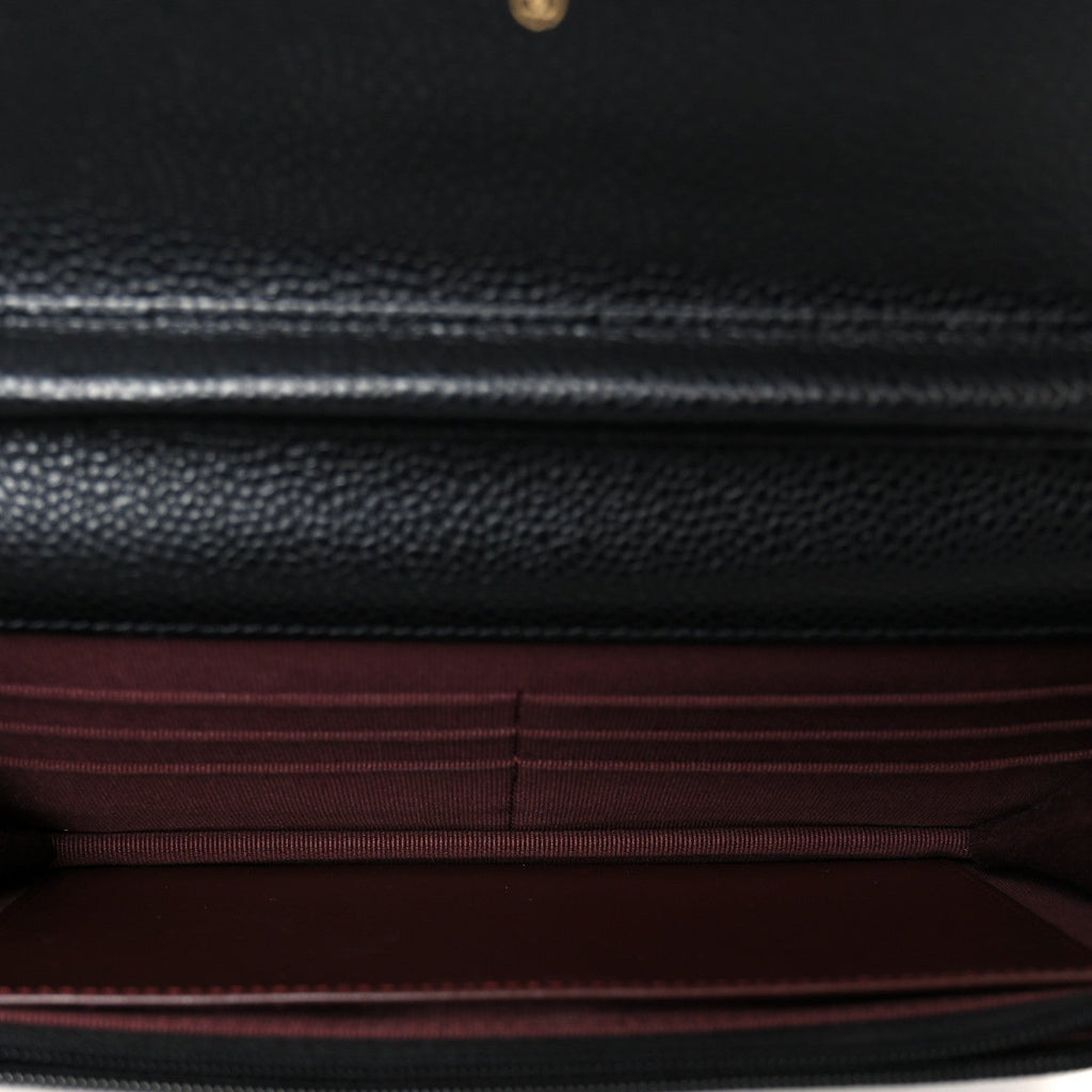 Caviar Quilted Wallet on Chain WOC Black