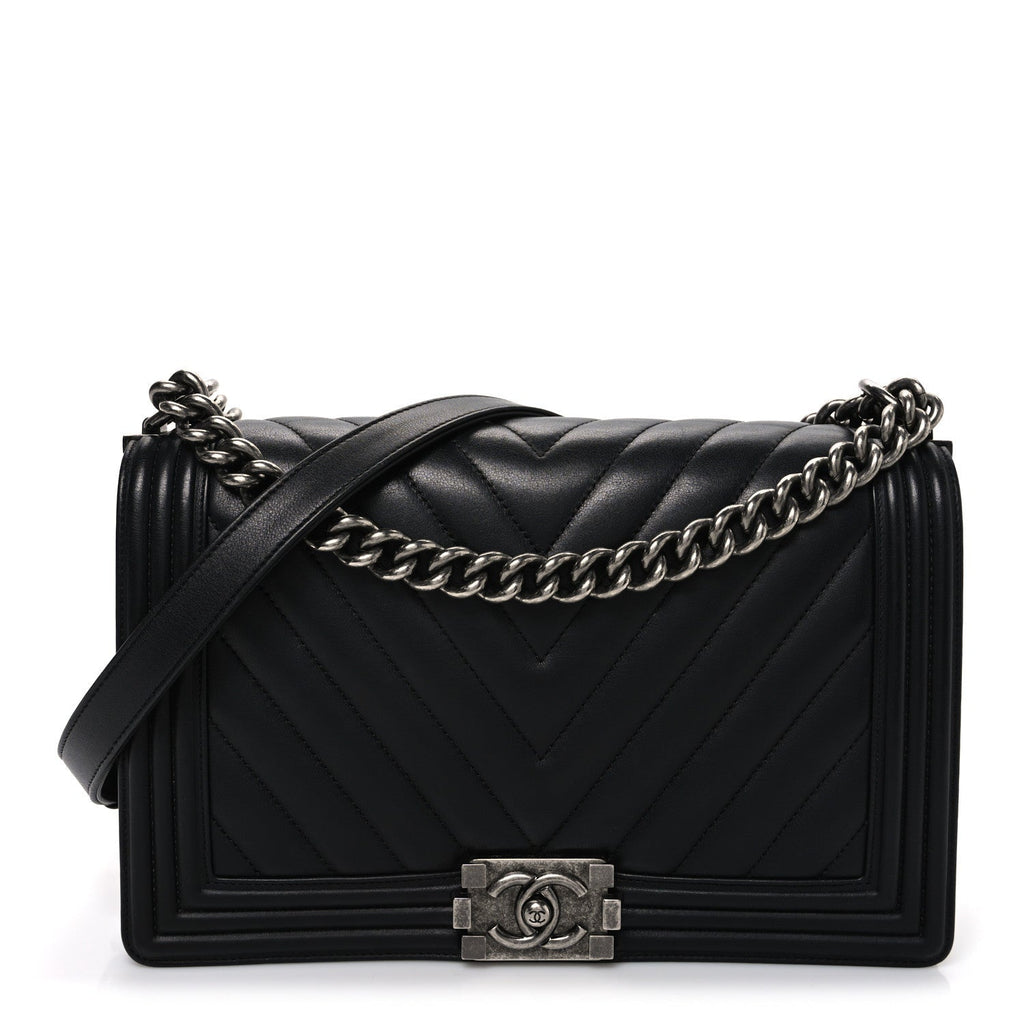 Lambskin Chevron Quilted New Medium Boy Flap Black