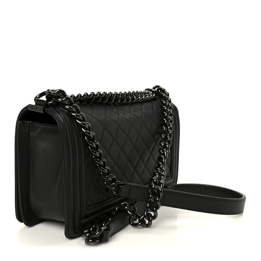 Calfskin Quilted Medium Boy Flap So Black