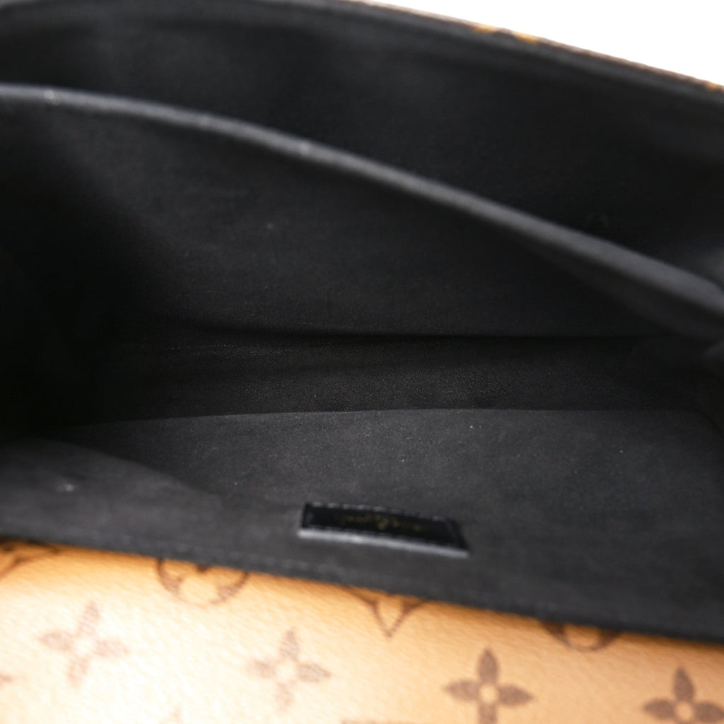Reverse Monogram Pochette Metis