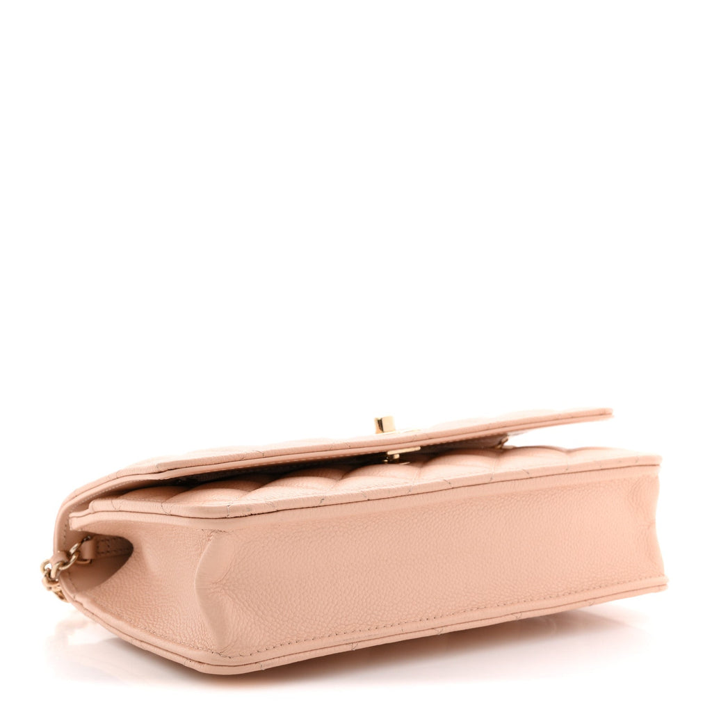 Caviar Quilted CC Turnlock Wallet On Chain WOC Beige