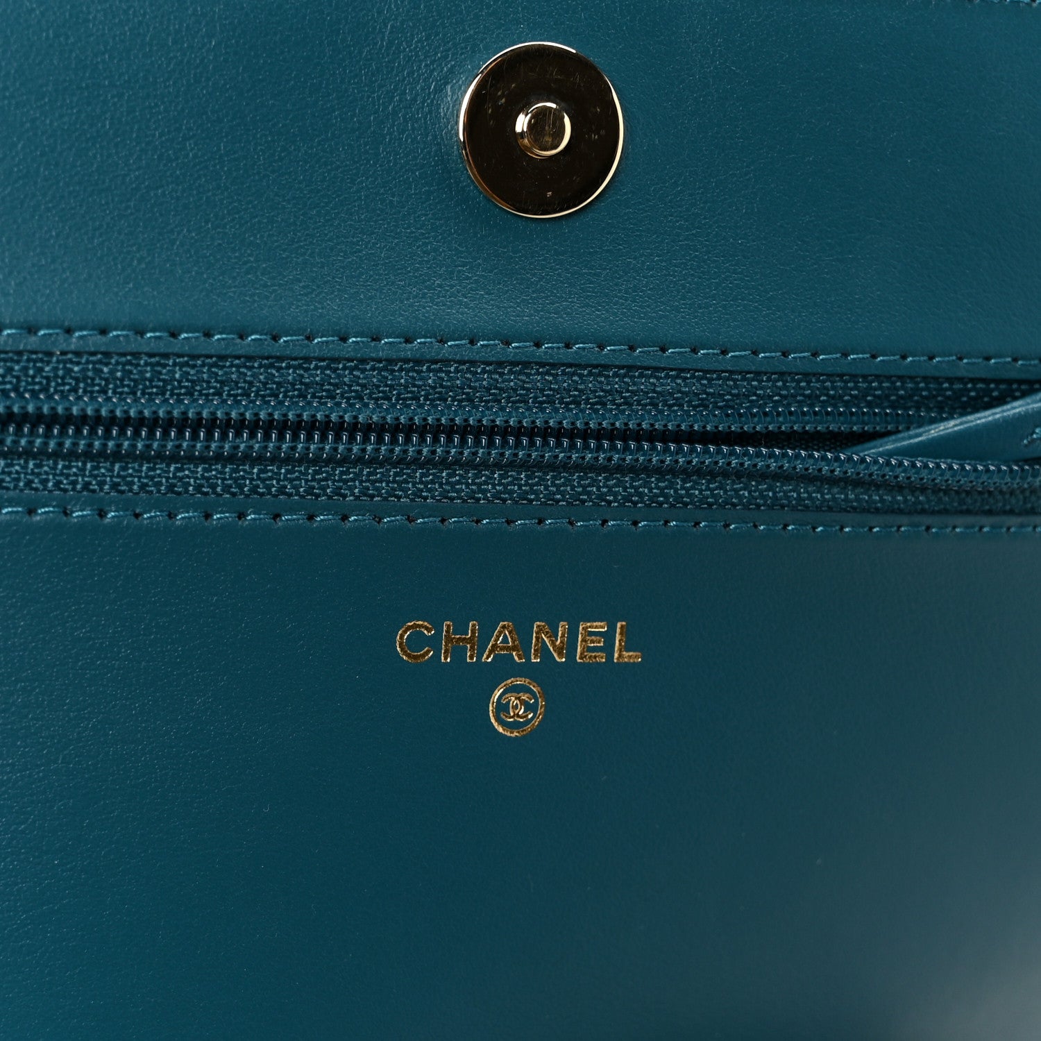 Caviar Quilted Boy Wallet On Chain WOC Blue