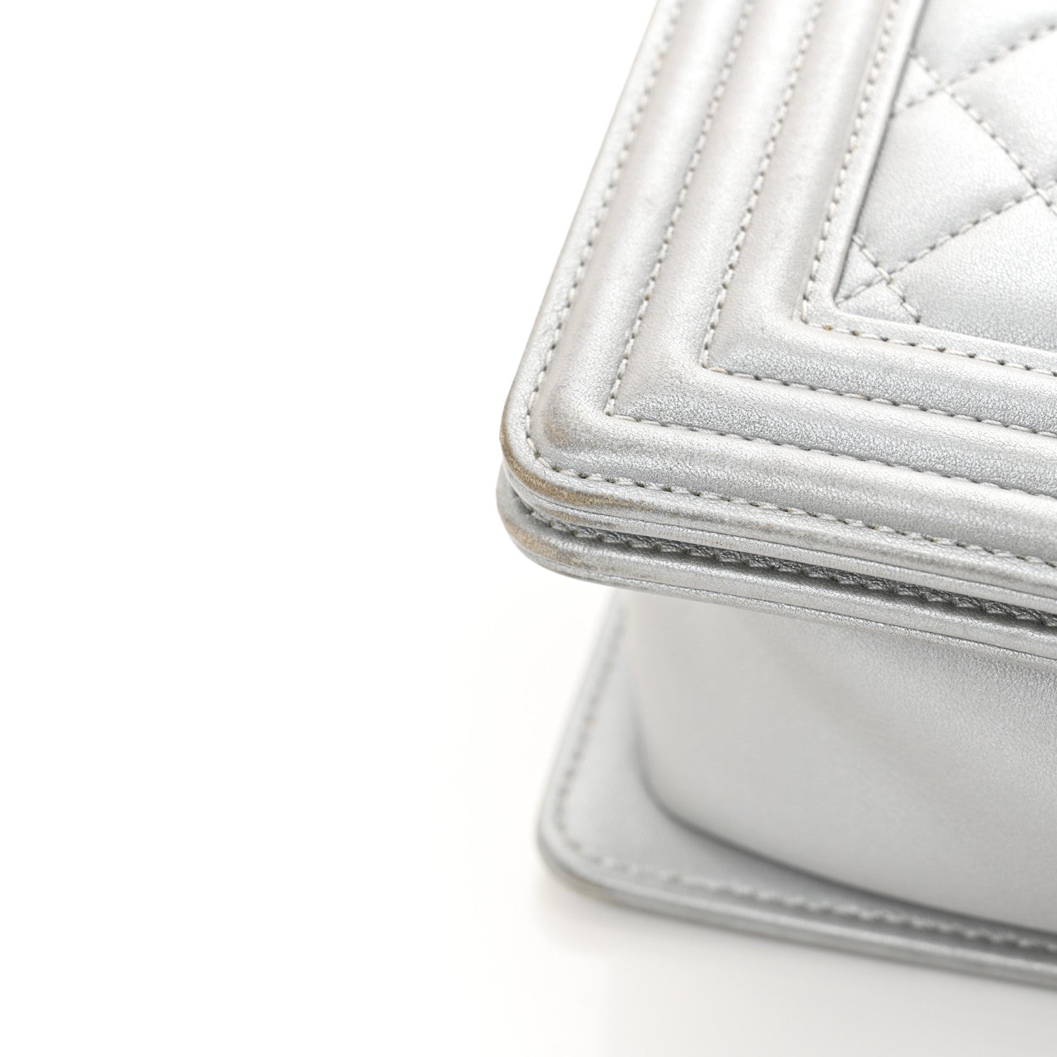 Metallic Calfskin Quilted New Medium Plexiglass Boy Flap Silver