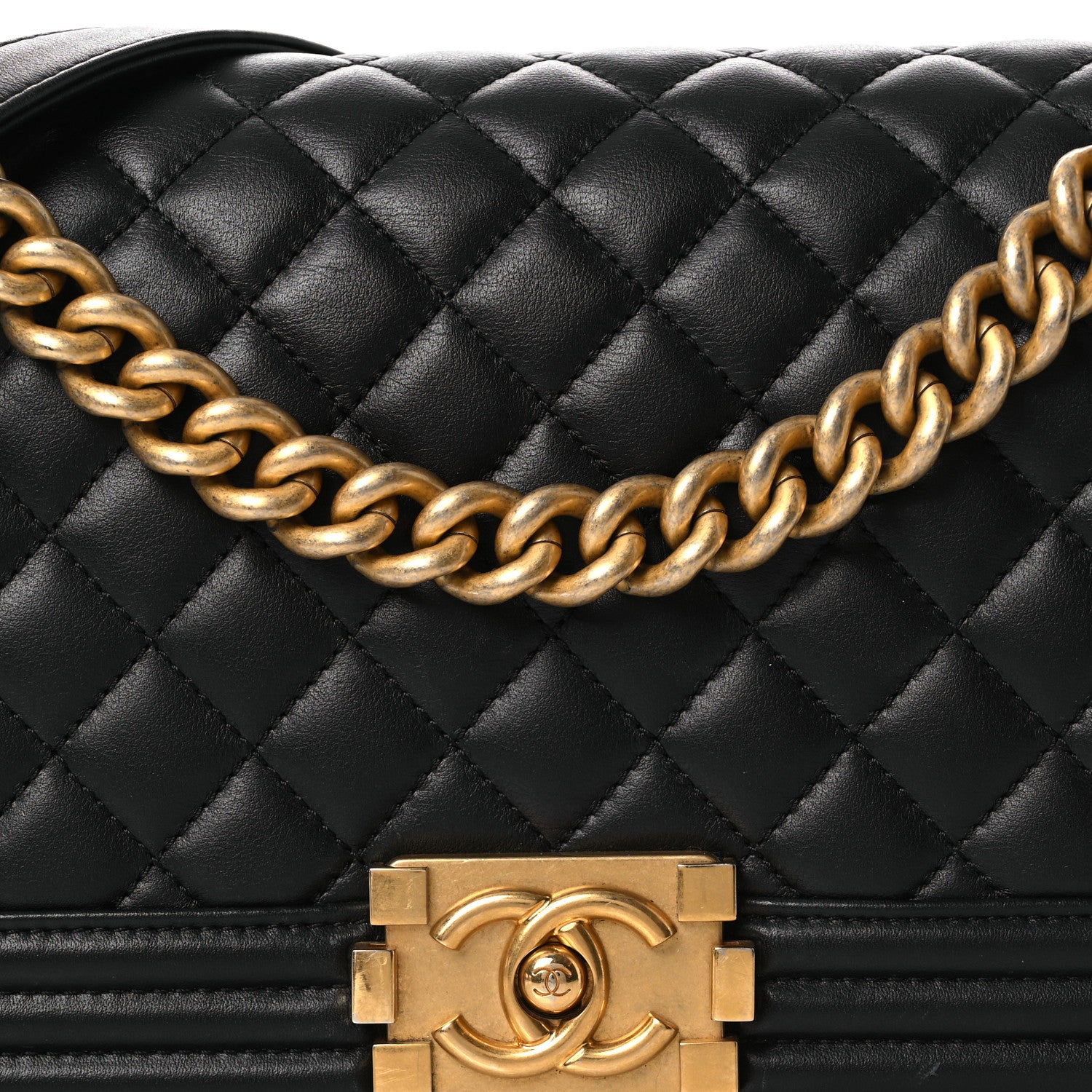 Lambskin Quilted Medium Boy Flap Black