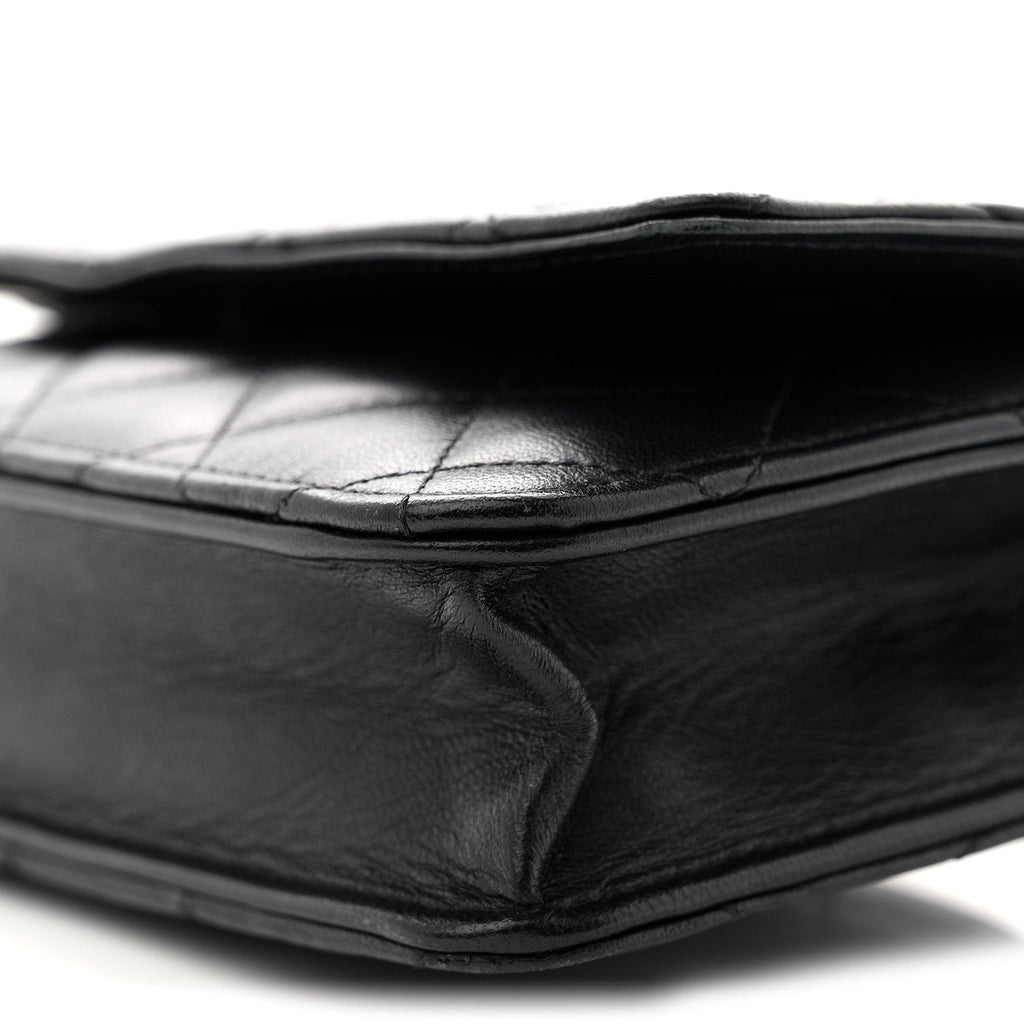 Lambskin Quilted Wallet On Chain WOC Black