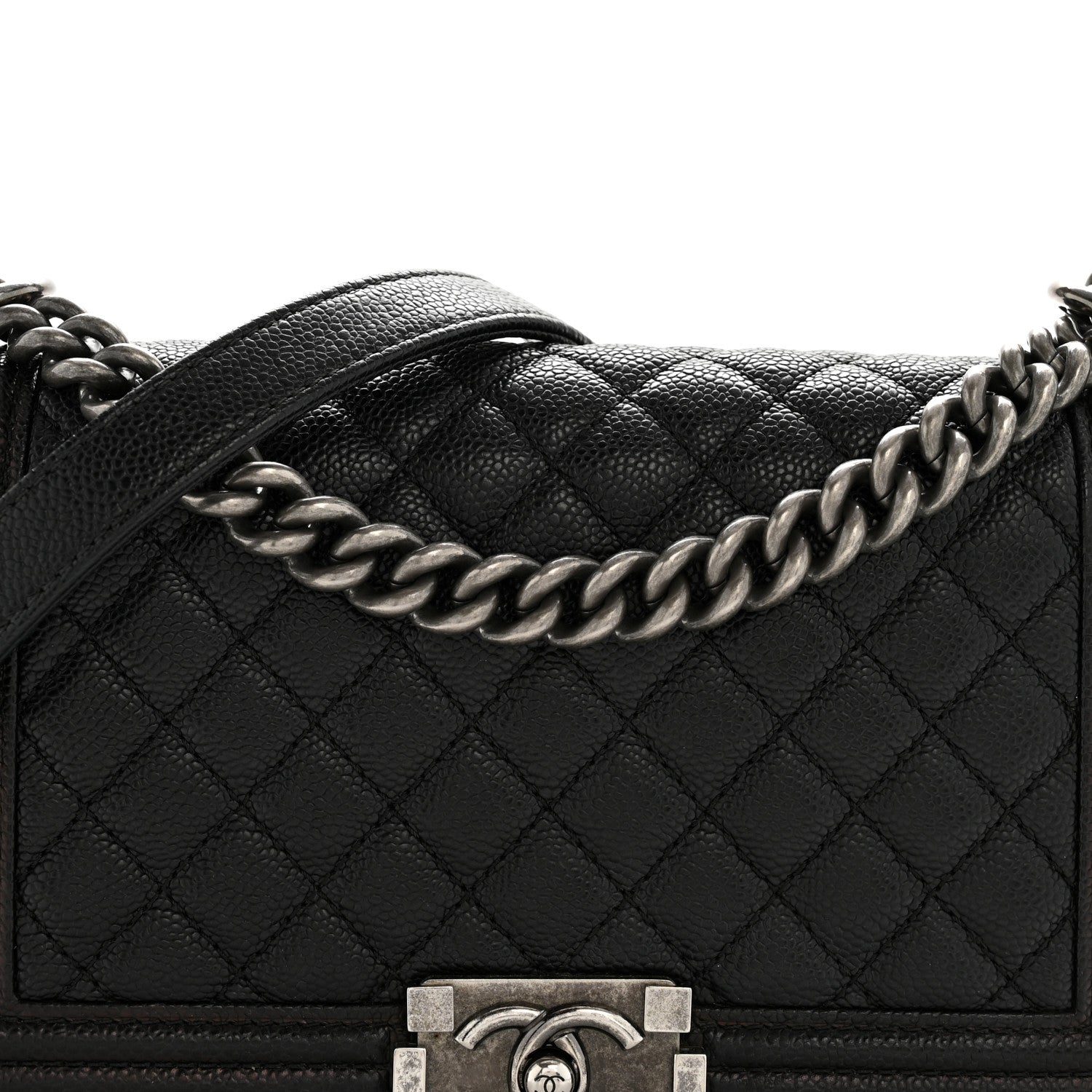Caviar Quilted Medium Boy Flap Black
