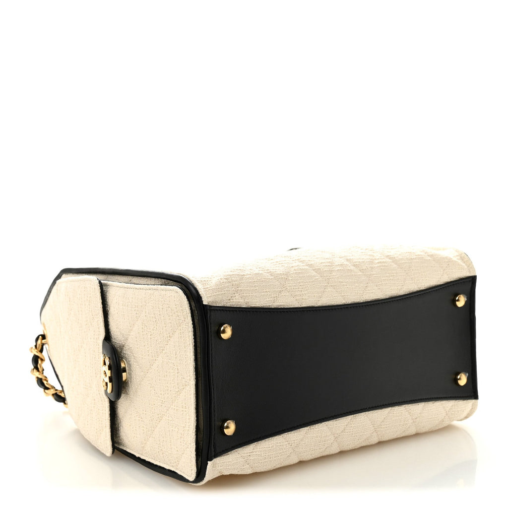 Braided Raffia Calfskin Quilted Small Chanel 25 Handbag White Black