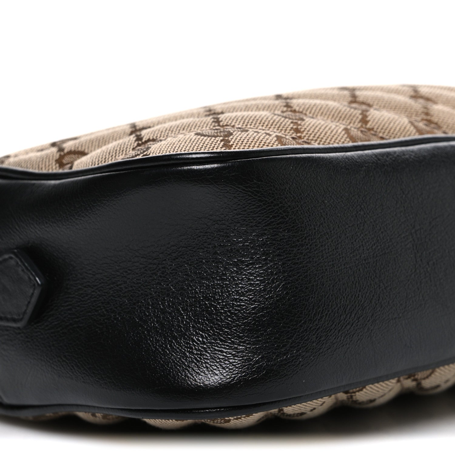 Monogram Matelasse Diagonal Small GG Marmont Chain Shoulder Bag Beige Black