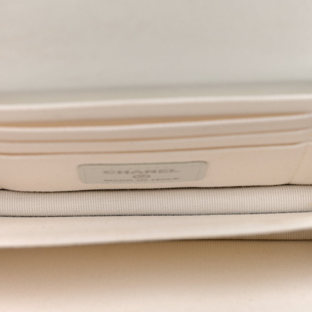 Lambskin Quilted Mini Pearl Wallet On Chain WOC White