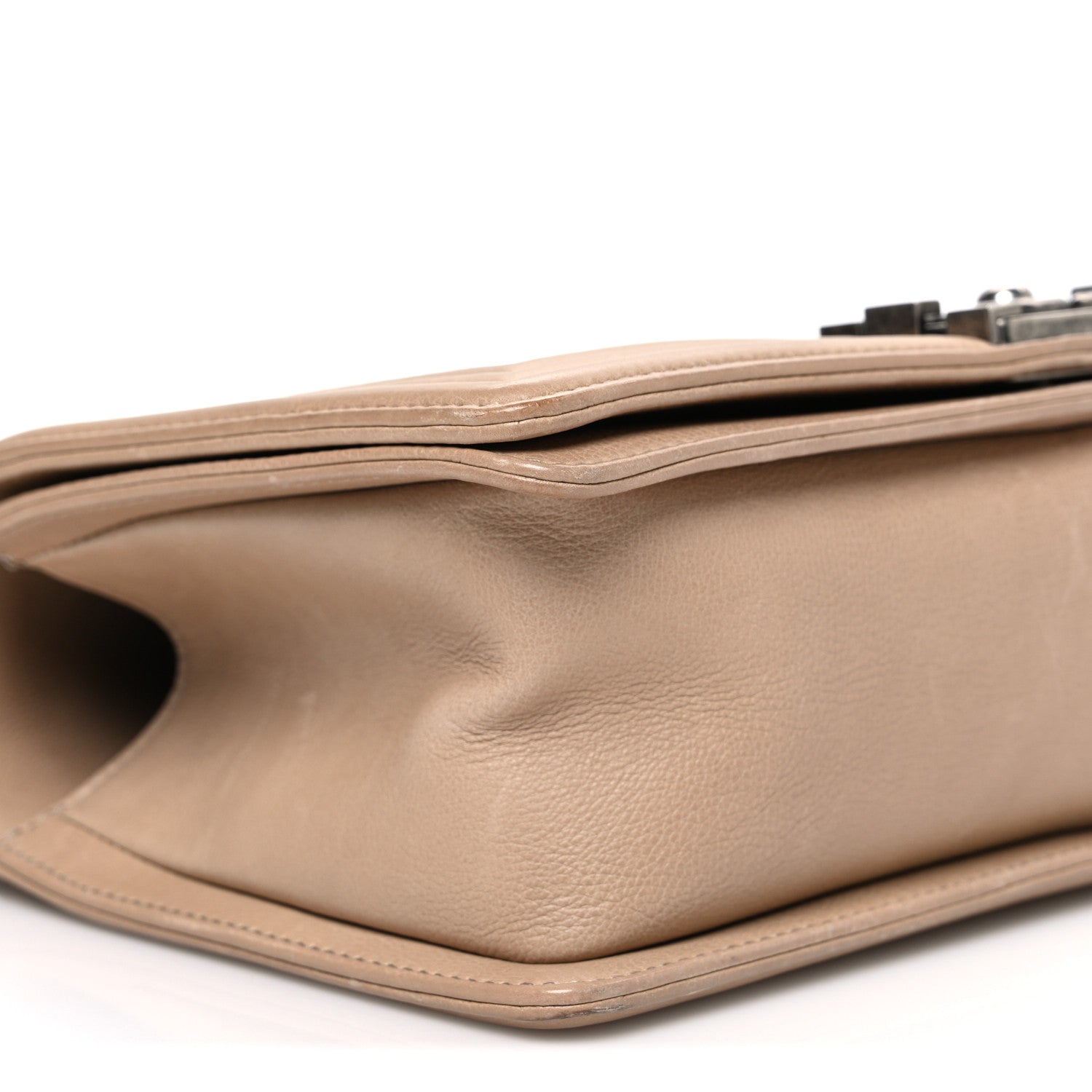 Lambskin Quilted Medium Boy Flap Beige